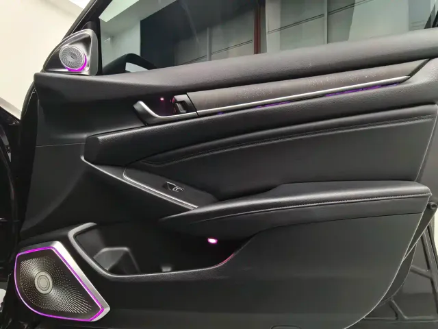 Honda Accord — Фото автомобиля 16