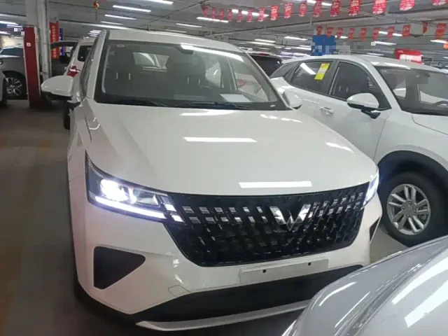 Wuling Xingchi — Фото автомобиля 2