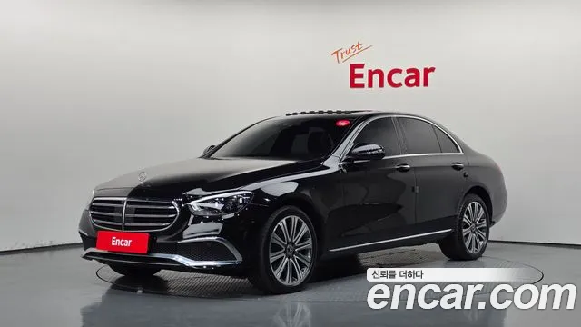 Фотография автомобиля — Mercedes-Benz E-Class W213