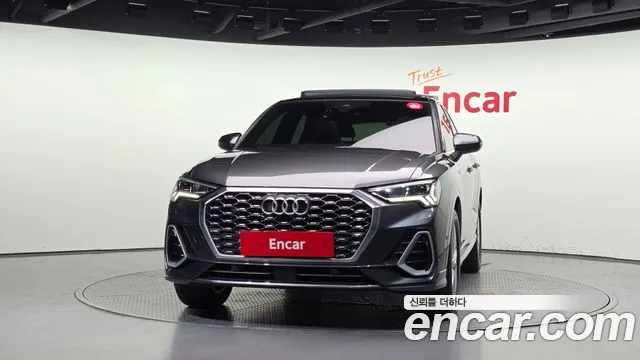Audi Q3 35 TDI Premium Sportback — Фото автомобиля 3