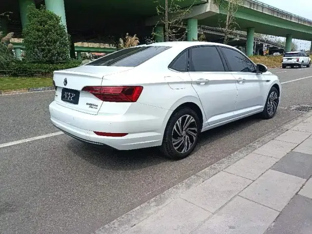 Volkswagen Sagitar — Фото автомобиля 9