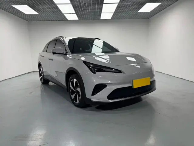 Arcfox Alpha T5 — Фото автомобиля 3