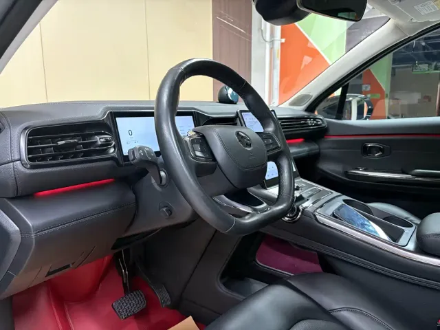 Nio ES6 — Фото автомобиля 7