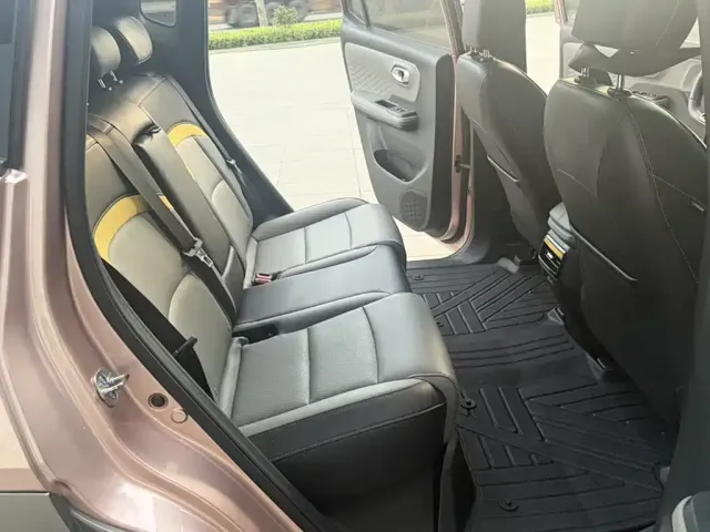 Aion AION Y 2022 80 Intelligent Driving Edition — Фото автомобиля 11