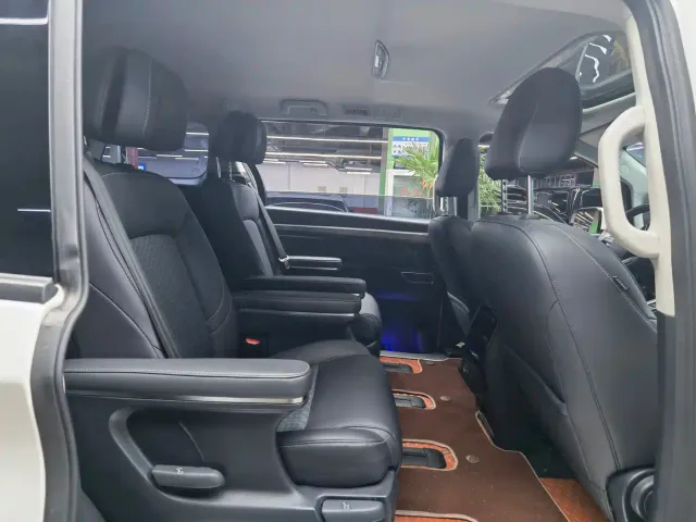 GAC Trumpchi M8 — Фото автомобиля 9