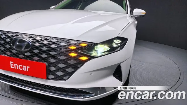 Hyundai Grandeur Новый Grandeur IG — Фото автомобиля 22