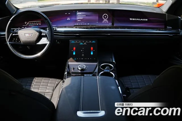 Cadillac Escalade Generation 5 — Фото автомобиля 10