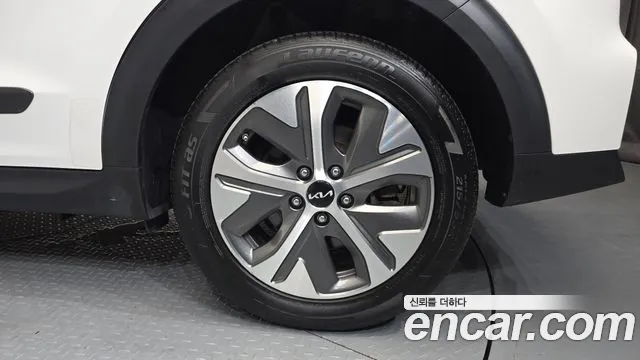 Kia Niro Niro Plus Earth — Фото автомобиля 21
