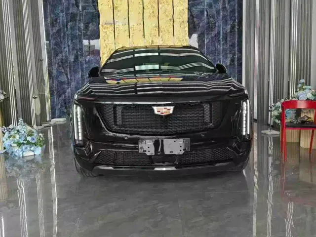 Cadillac XT5 — Фото автомобиля 2
