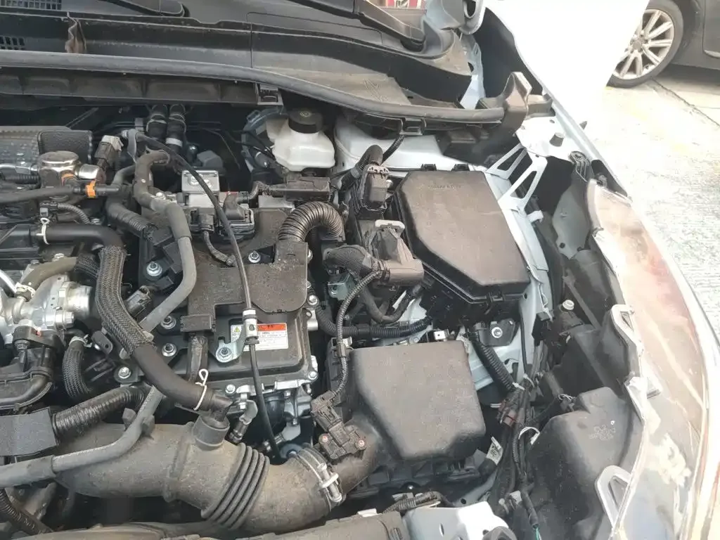 Toyota Corolla Cross 2024 2.0L Smart Hybrid Dual Engine Elite Edition — Фото автомобиля 21