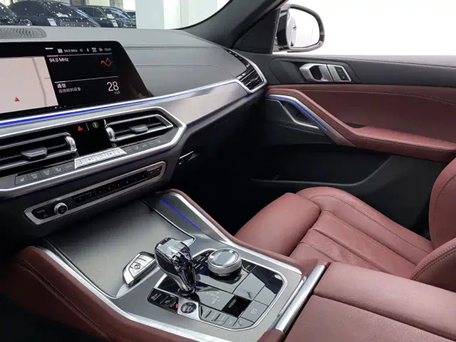 BMW X6 — Фото автомобиля 28