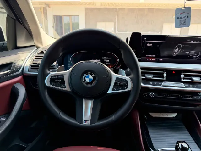 BMW X4 — Фото автомобиля 9