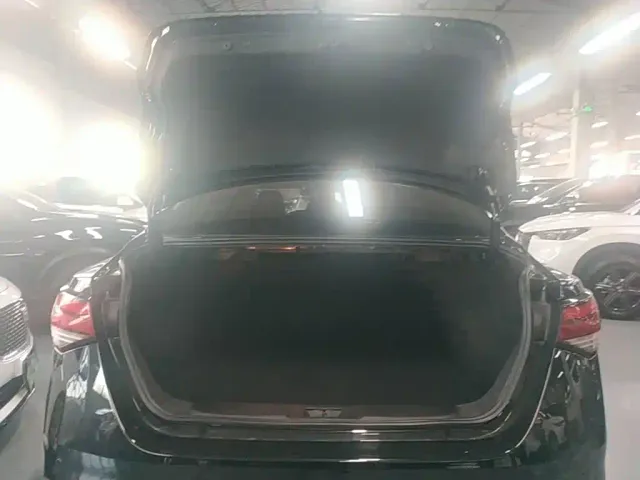 Nissan Sylphy — Фото автомобиля 18