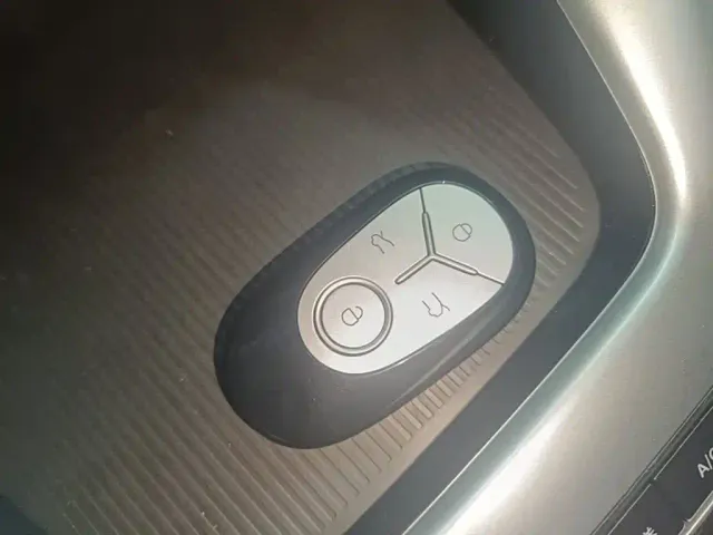 Geely Starry Wish — Фото автомобиля 8