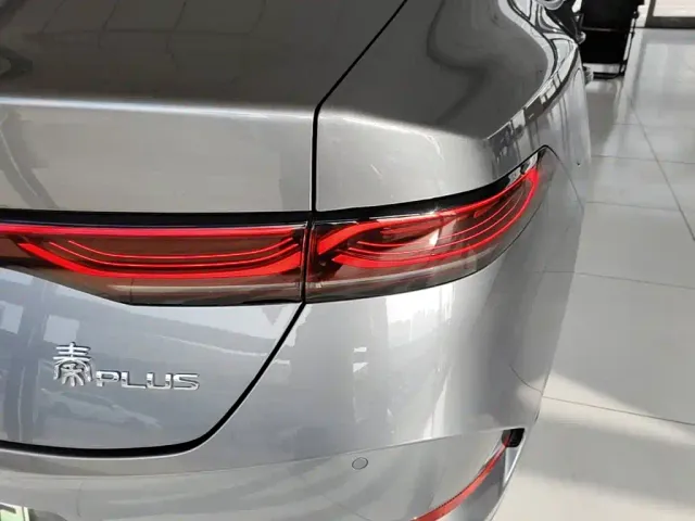 BYD Qin PLUS — Фото автомобиля 7