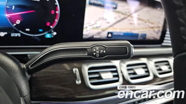 Mercedes-Benz GLE-Class — Фото автомобиля 12