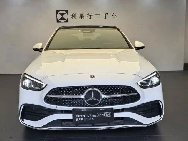 Mercedes-Benz C-Class — Фото автомобиля 2