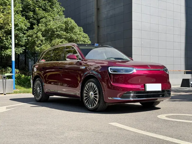 Aito M7 — Фото автомобиля 3