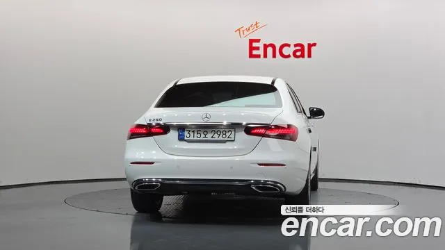 Mercedes-Benz E-Class W213 — Фото автомобиля 4