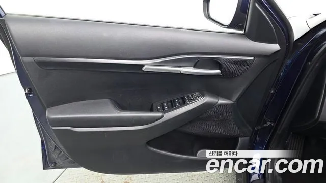 Kia Seltos — Фото автомобиля 13