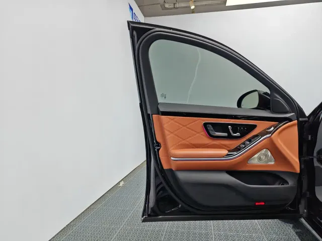 Mercedes-Benz Maybach S-Class — Фото автомобиля 13