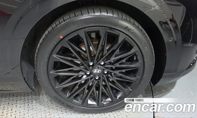 Hyundai Grandeur GN7 — Фото автомобиля 6