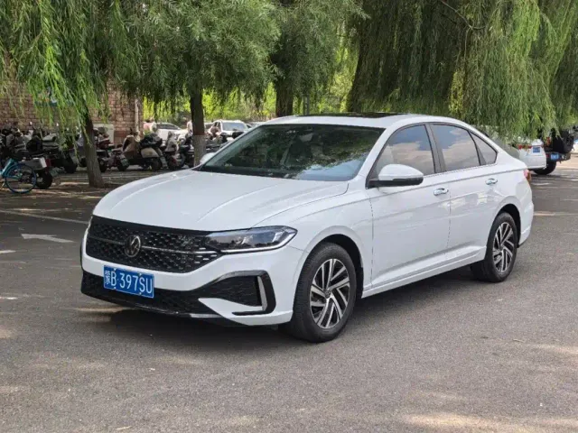 Фотография автомобиля — Volkswagen Lavida
