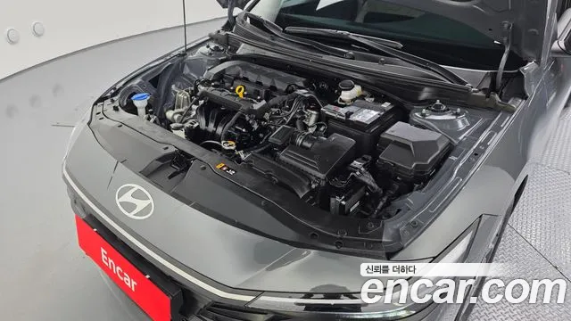 Hyundai Avante CN7 — Фото автомобиля 9