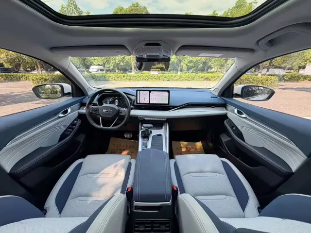 Geely Xingrui — Фото автомобиля 12