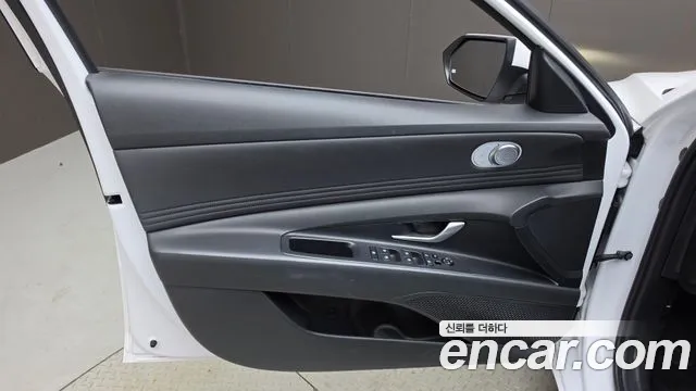 Hyundai Avante CN7 — Фото автомобиля 13