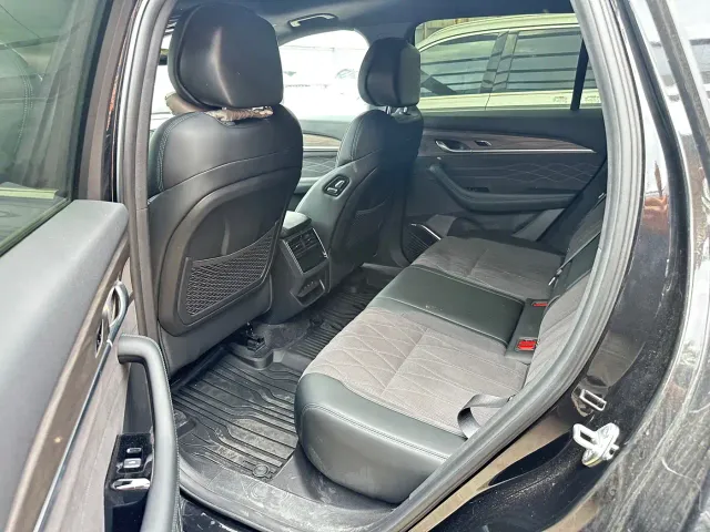 Geely Xingyue L — Фото автомобиля 6
