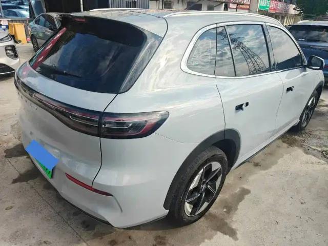 Geely Galaxy E5 — Фото автомобиля 5
