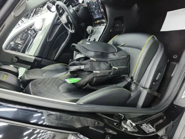 Roewe RX5 — Фото автомобиля 24