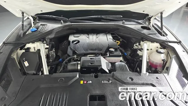 Genesis GV70 2.5T Бензин 2WD — Фото автомобиля 5