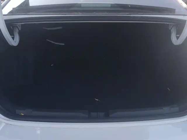Volkswagen Lavida 2024 Model 300TSI DSG Starlight Leading Edition — Фото автомобиля 4