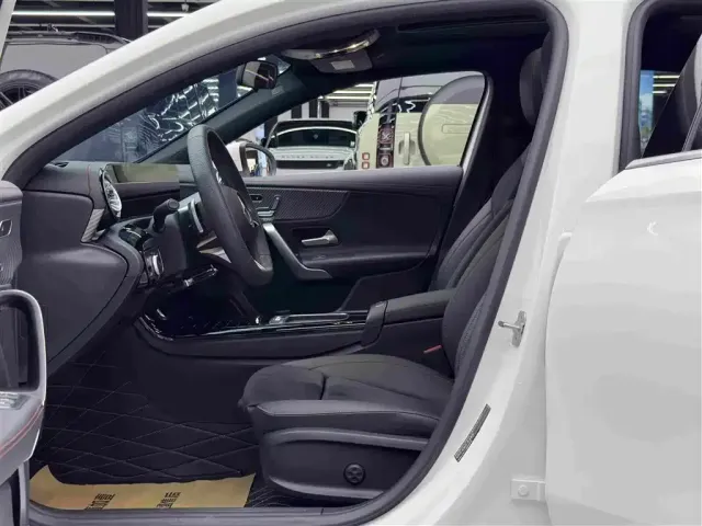 Mercedes-Benz A-Class — Фото автомобиля 8