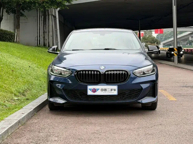 BMW 1 Series — Фото автомобиля 2