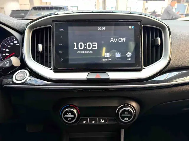 Kia KX1 — Фото автомобиля 18