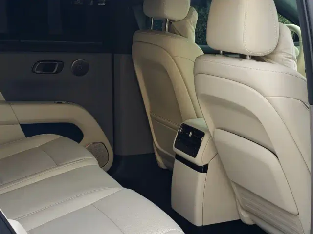 Li Auto i6 — Фото автомобиля 11
