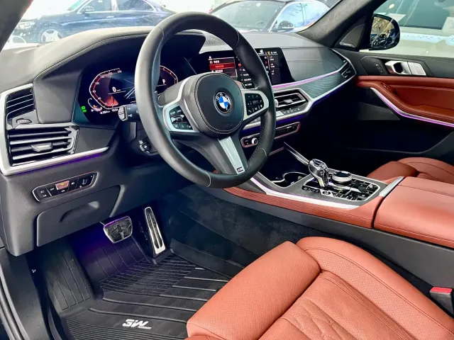 BMW X7 — Фото автомобиля 7