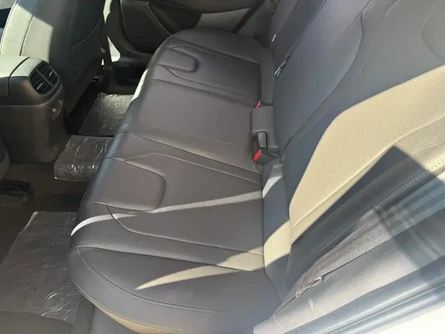 Hyundai Elantra — Фото автомобиля 15