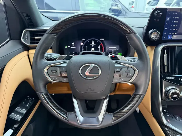 Lexus Lexus LX 2025 700h Leading Edition — Фото автомобиля 7