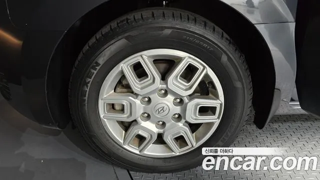 Hyundai Staria Staria Карго 5 мест — Фото автомобиля 5