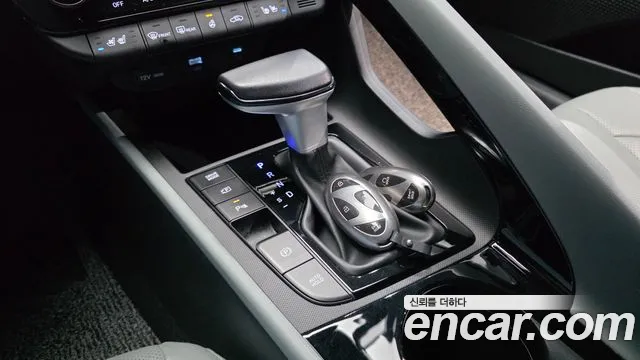 Hyundai Avante CN7 — Фото автомобиля 9