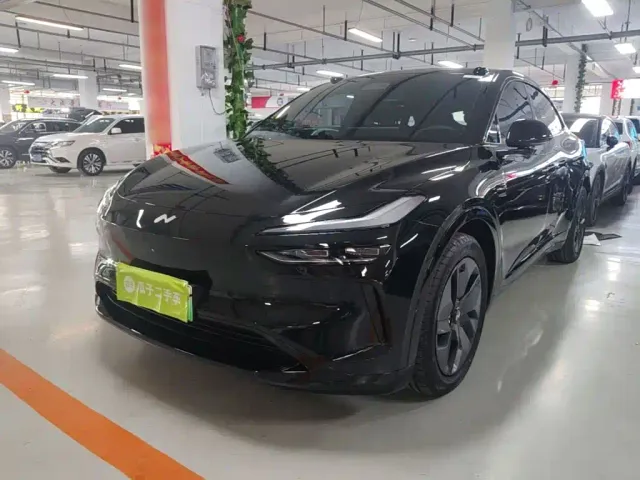 Фотография автомобиля — Onvo L60