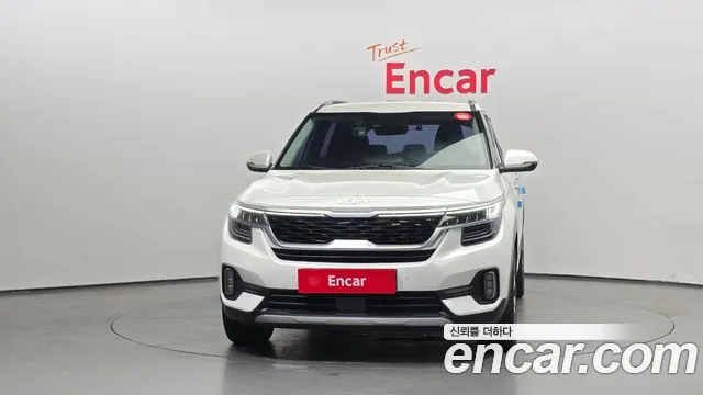 Kia Seltos Seltos Бензин 1.6 турбо 2WD — Фото автомобиля 3