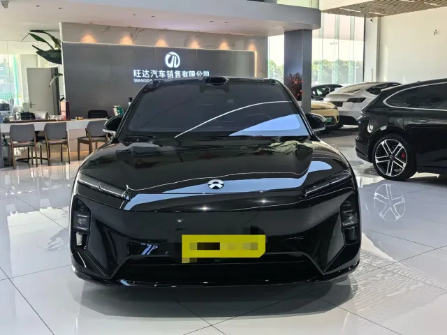 Nio ET5 Touring — Фото автомобиля 2