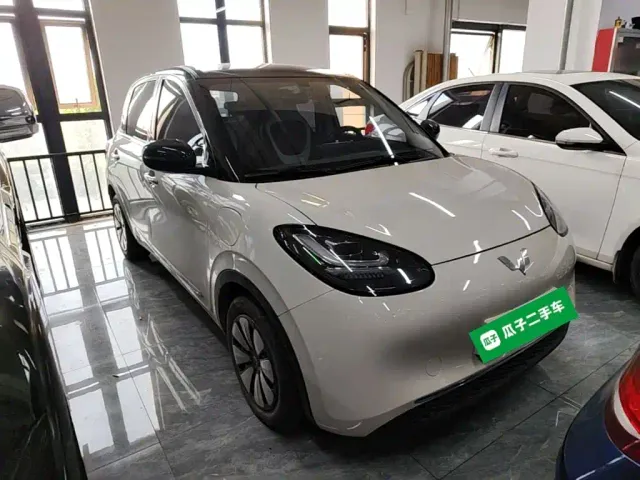 Wuling Bingo — Фото автомобиля 3
