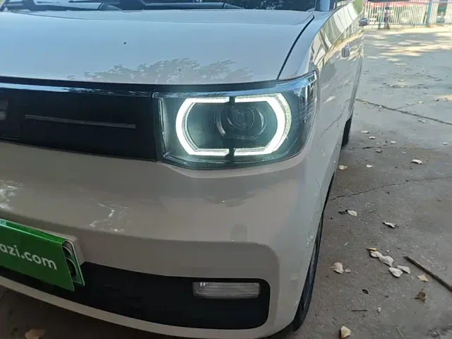 Wuling Hongguang Mini EV — Фото автомобиля 23