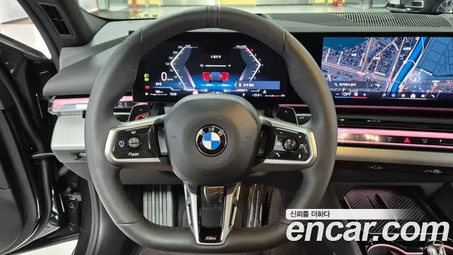 BMW 5 Series — Фото автомобиля 14